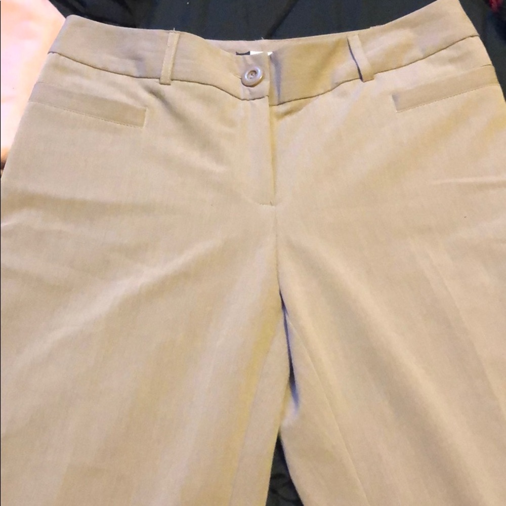 Fan/Cream Dress Pants
